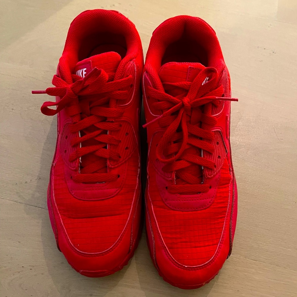 “University Red” Air Max 90